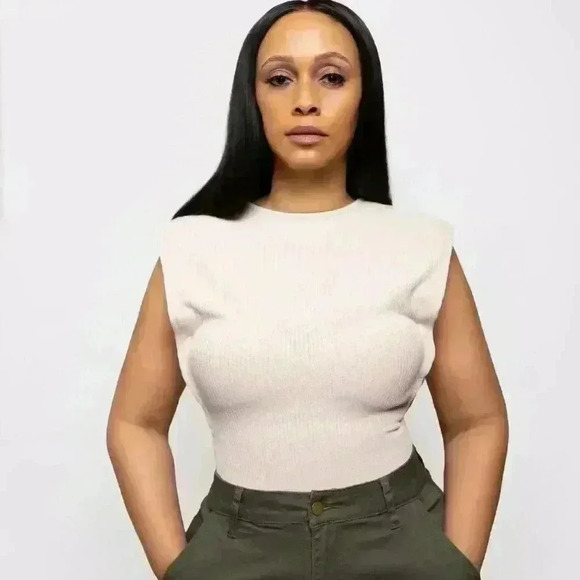 Side Hustle V Cut Bodysuit - Picture 2 of 2